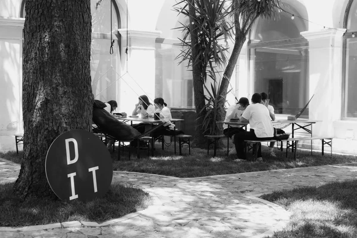 Design in Town - Premises 3