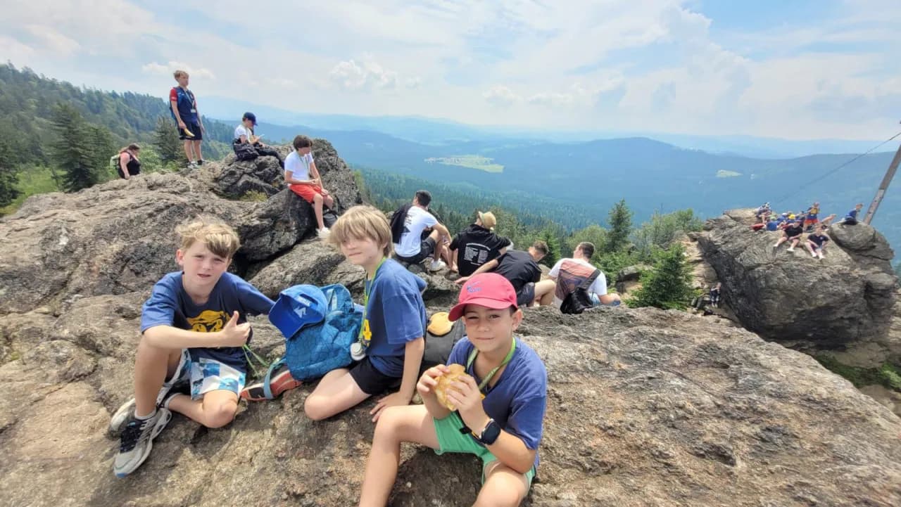English Language Camp - Regen