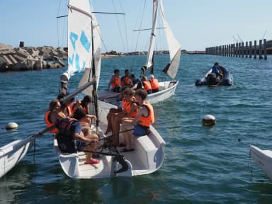 Campamento de Idioma Español y Navegación - Barcelona