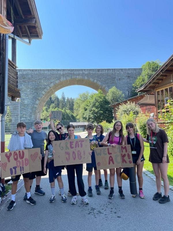 English Language Camp - Regen